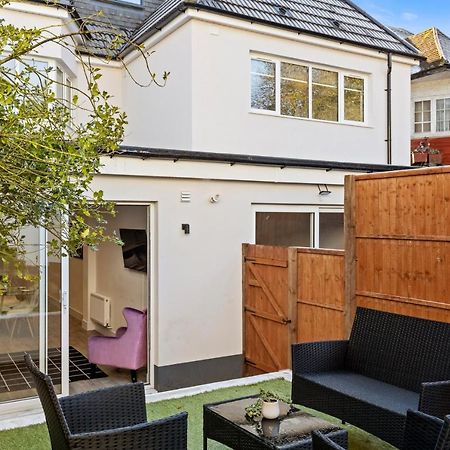 Star London Vivian Avenue 2-Bed Retreat With Garden Apartment The Hyde Exterior foto