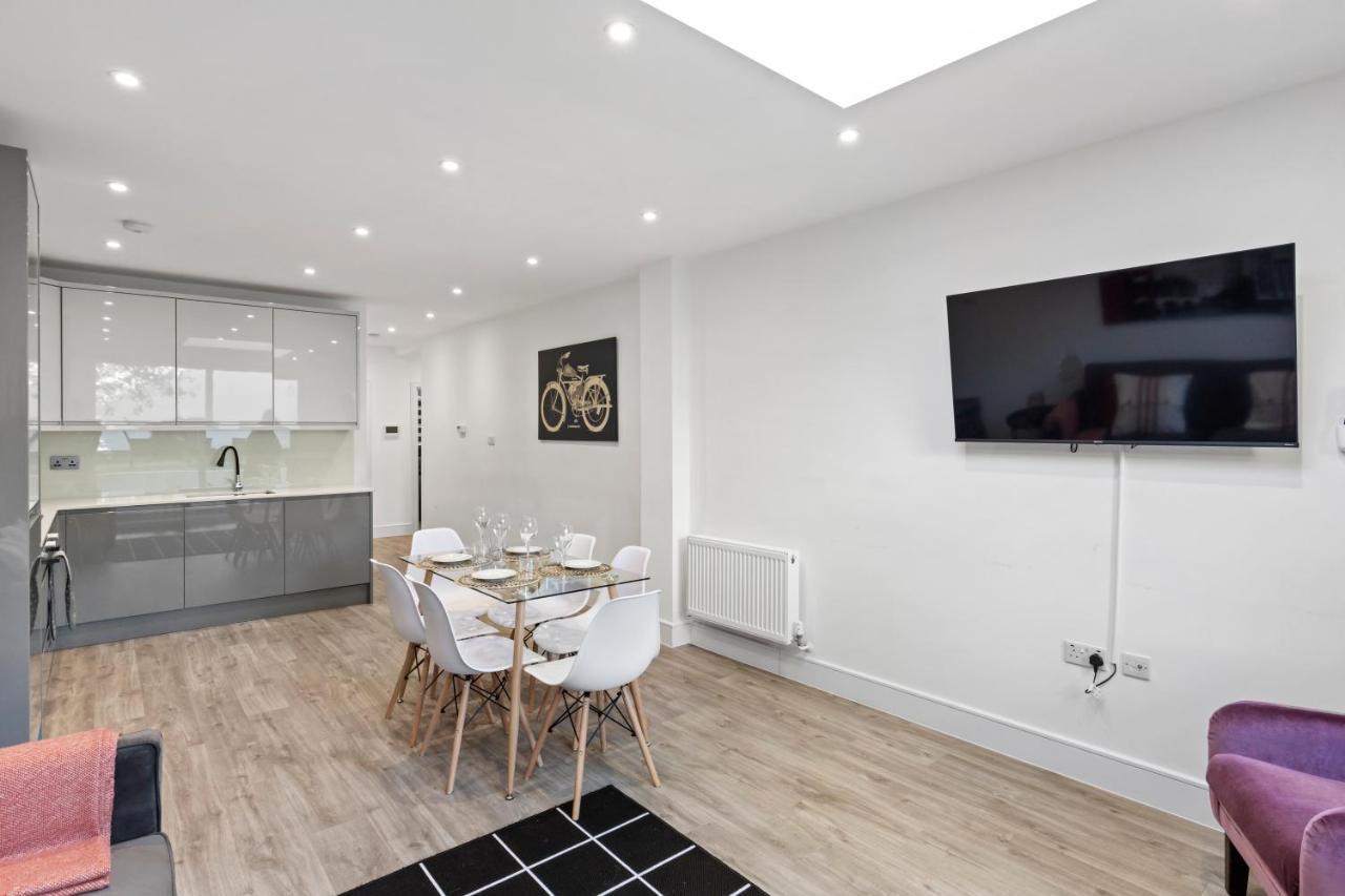 Star London Vivian Avenue 2-Bed Retreat With Garden Apartment The Hyde Exterior foto